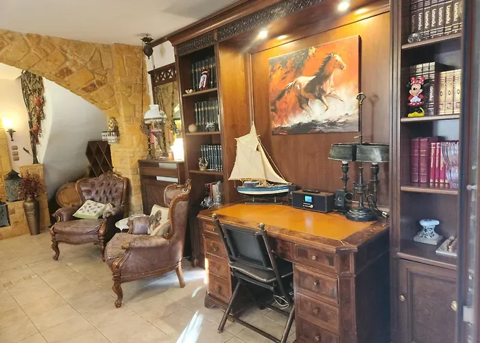 British Wood \'N Stone House